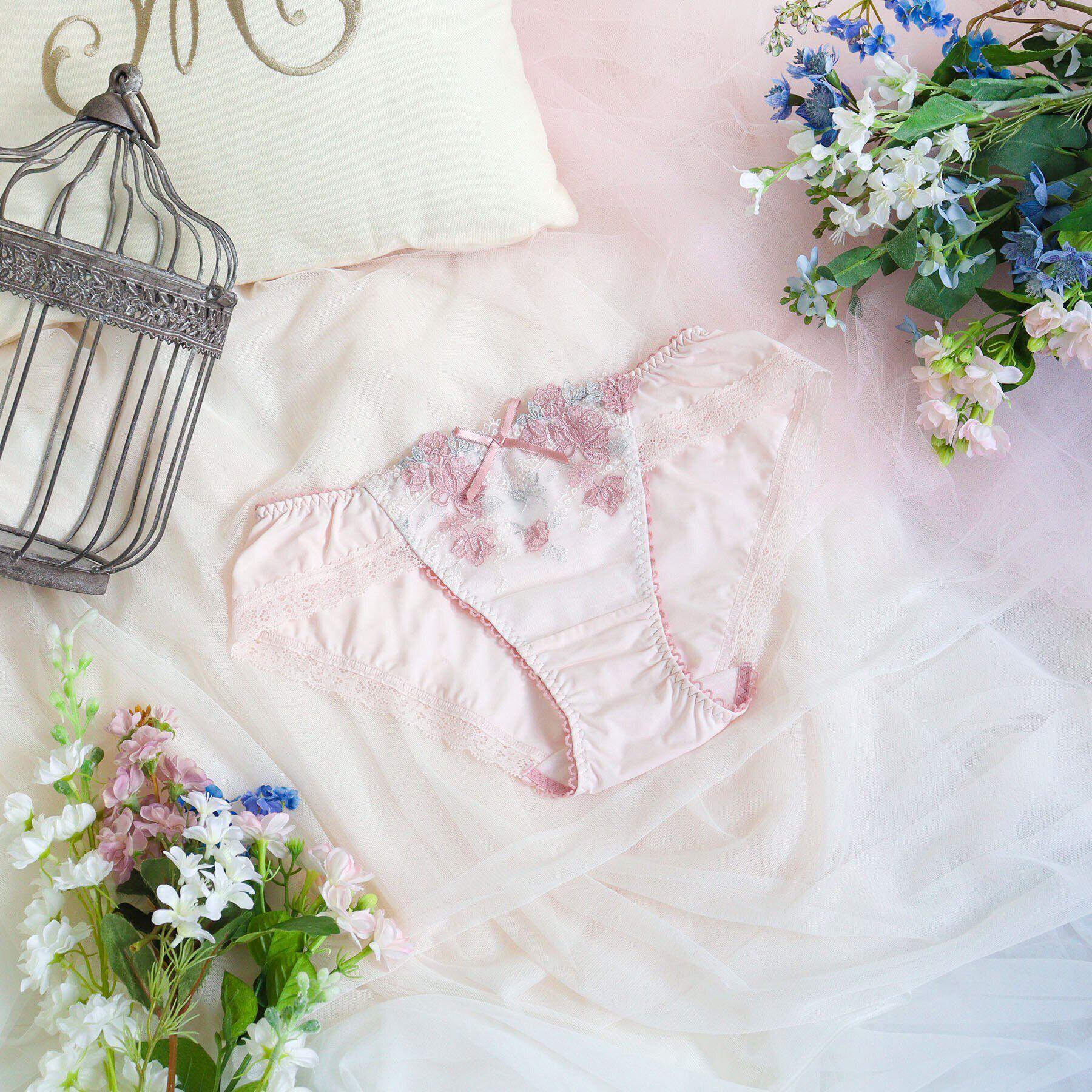 Risa Magli「イーシャ ノーマルショーツ」|インナー|ピンク(071)