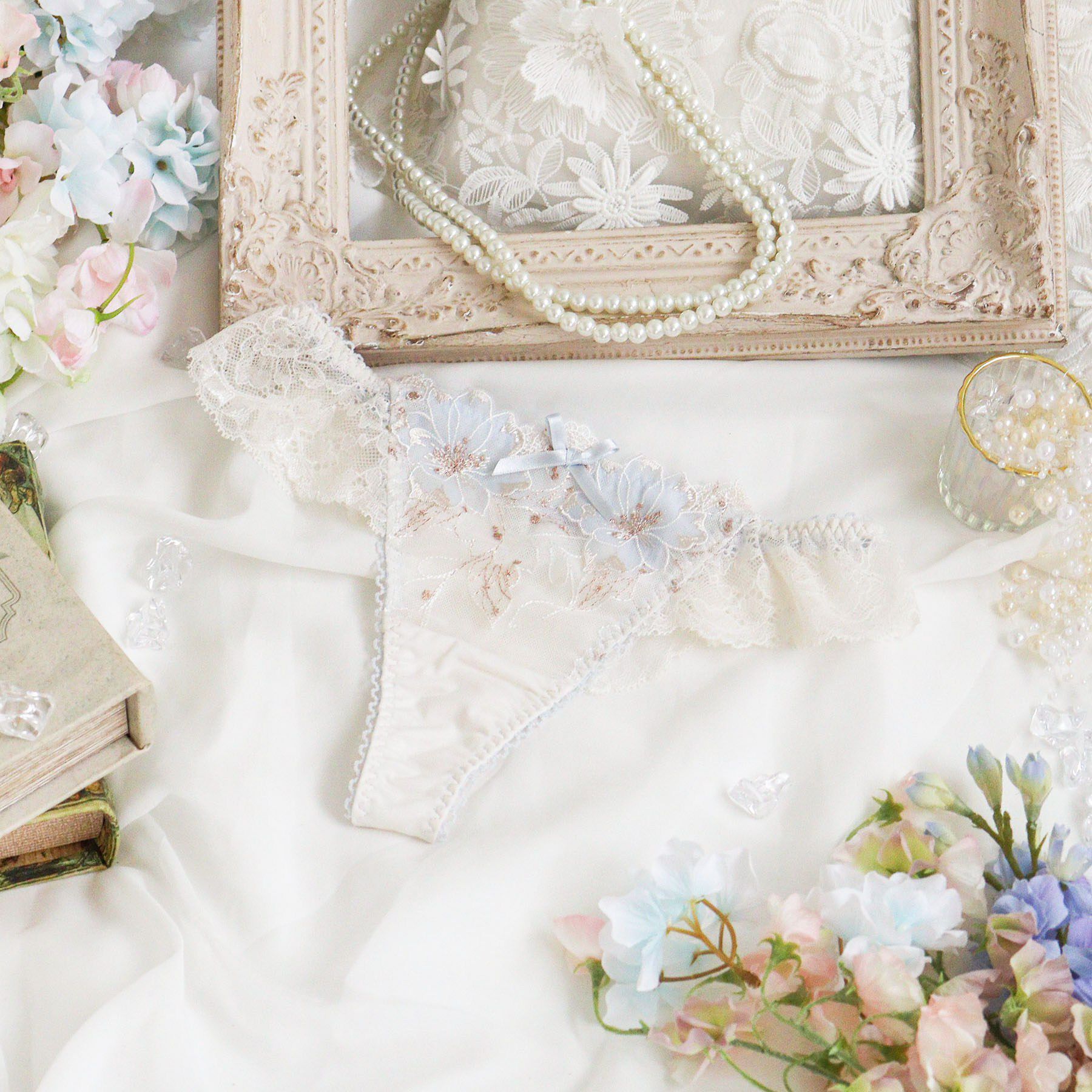 Risa Magli「リカルダ Tバック」|インナー|サックスブルー(09