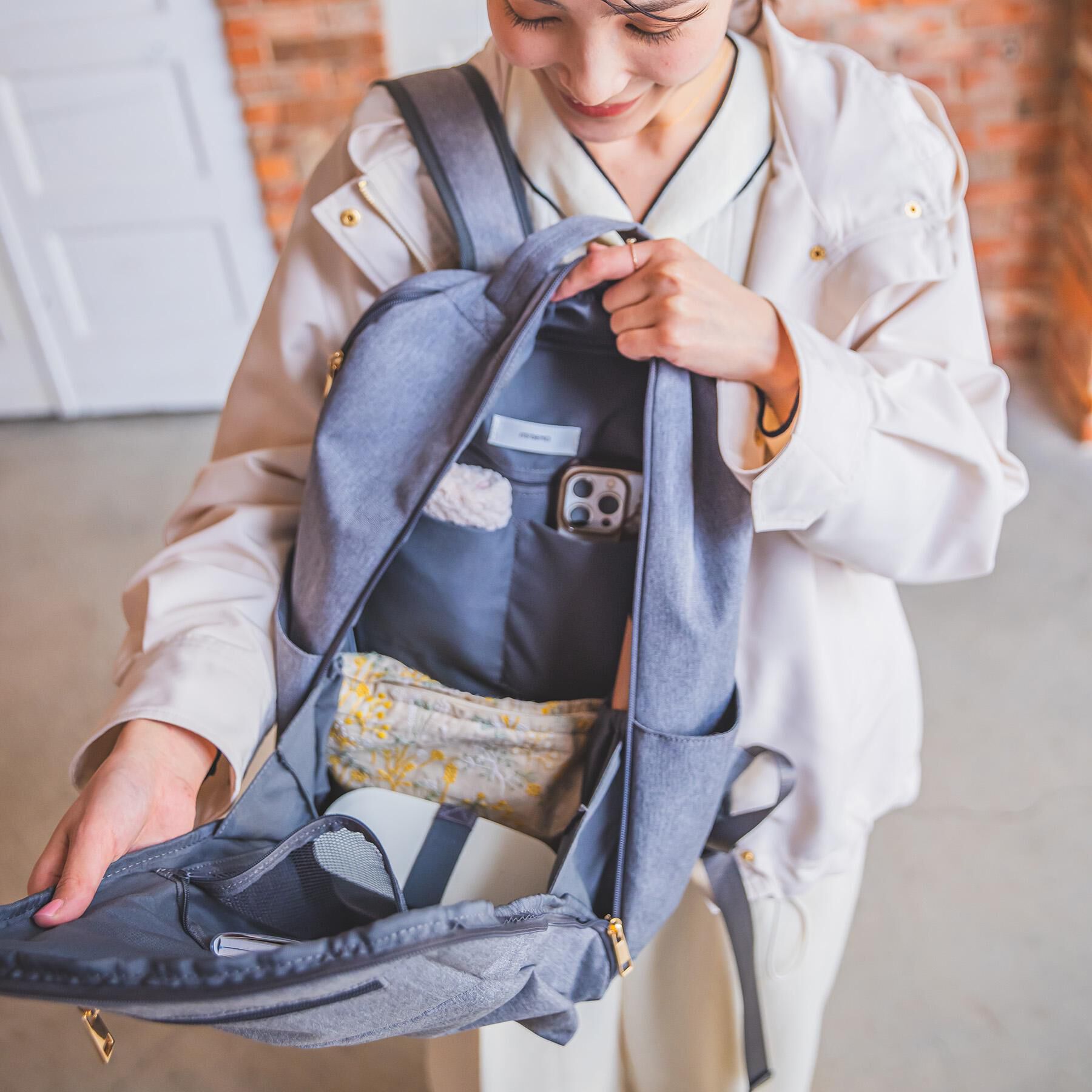 ITS&rsquo;DEMO「【12ポケット】ガバッとリュック」|リュック|