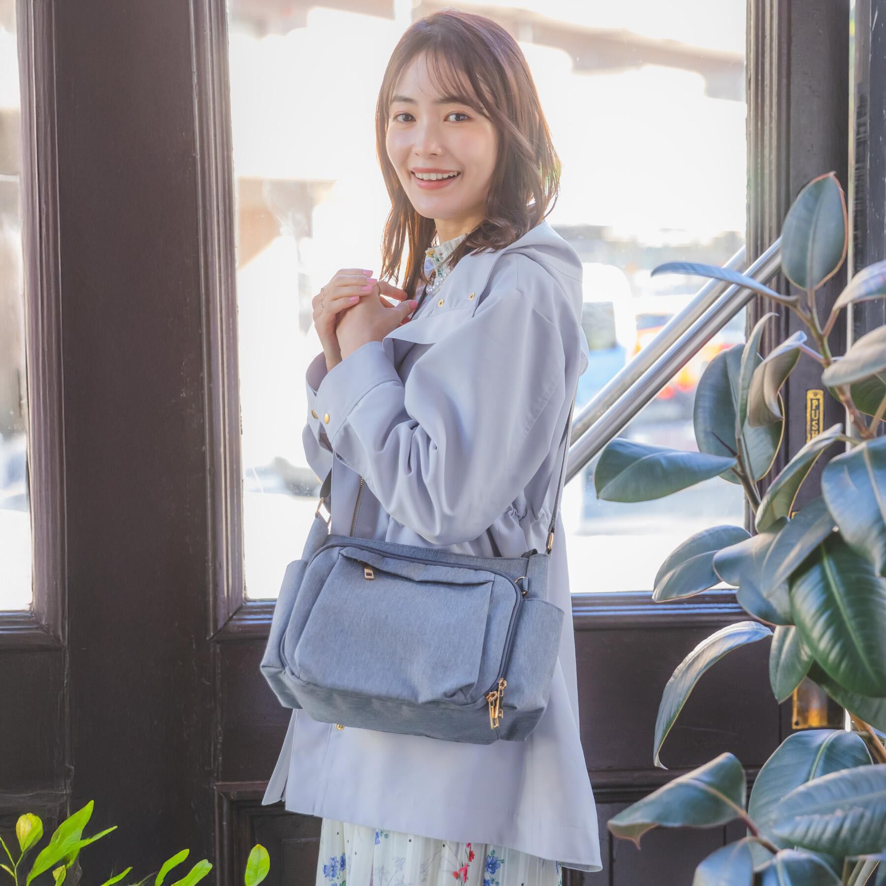 ITS&rsquo;DEMO「【10ポケット】ガバッとショルダー」|ショルダー・メッセンジャー|