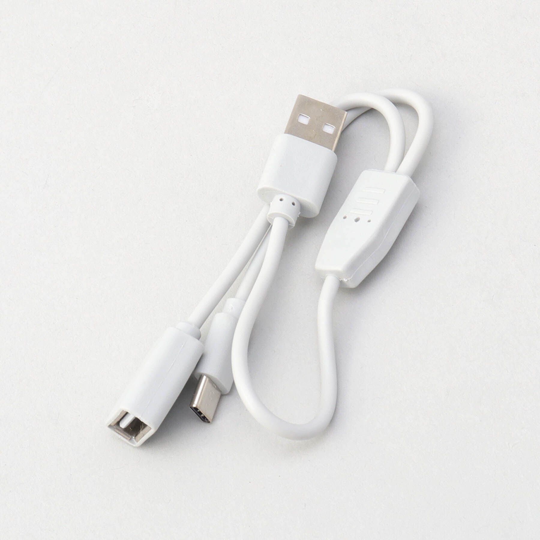 212 KITCHEN STORE「使い捨てないカイロ モバイルバッテリー機能付きDG」|電化製品|