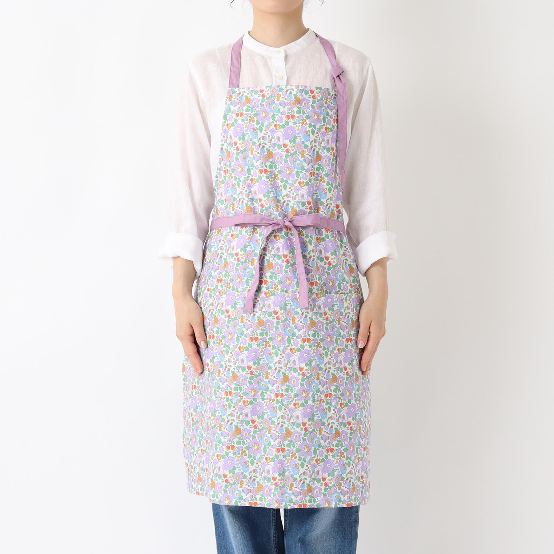 212 KITCHEN STORE「エプロン ベッツィ PU ＜フローレットロンドン＞」|食器・キッチングッズ|