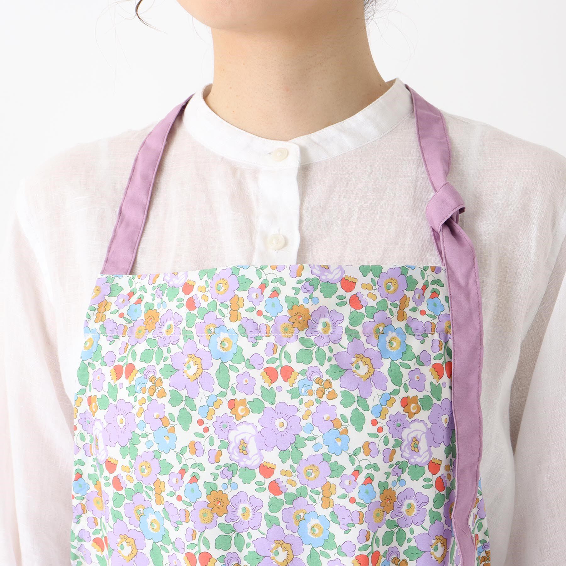 212 KITCHEN STORE「エプロン ベッツィ PU ＜フローレットロンドン＞」|食器・キッチングッズ|