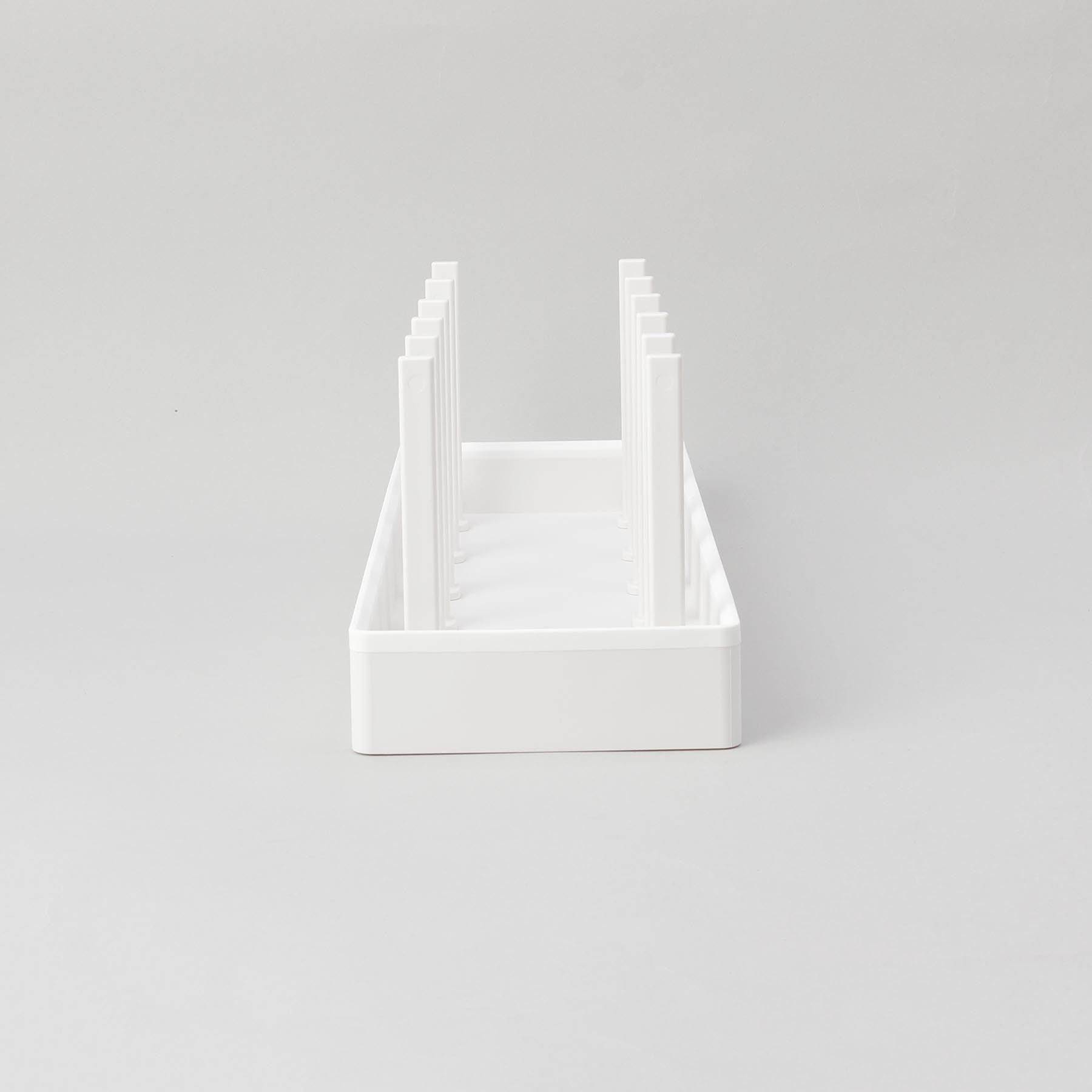 212 KITCHEN STORE「シンク下幅調節鍋蓋＆フライパン収納スタンド W40 山崎実業 ＜tower タワー＞」|食器・キッチングッズ|