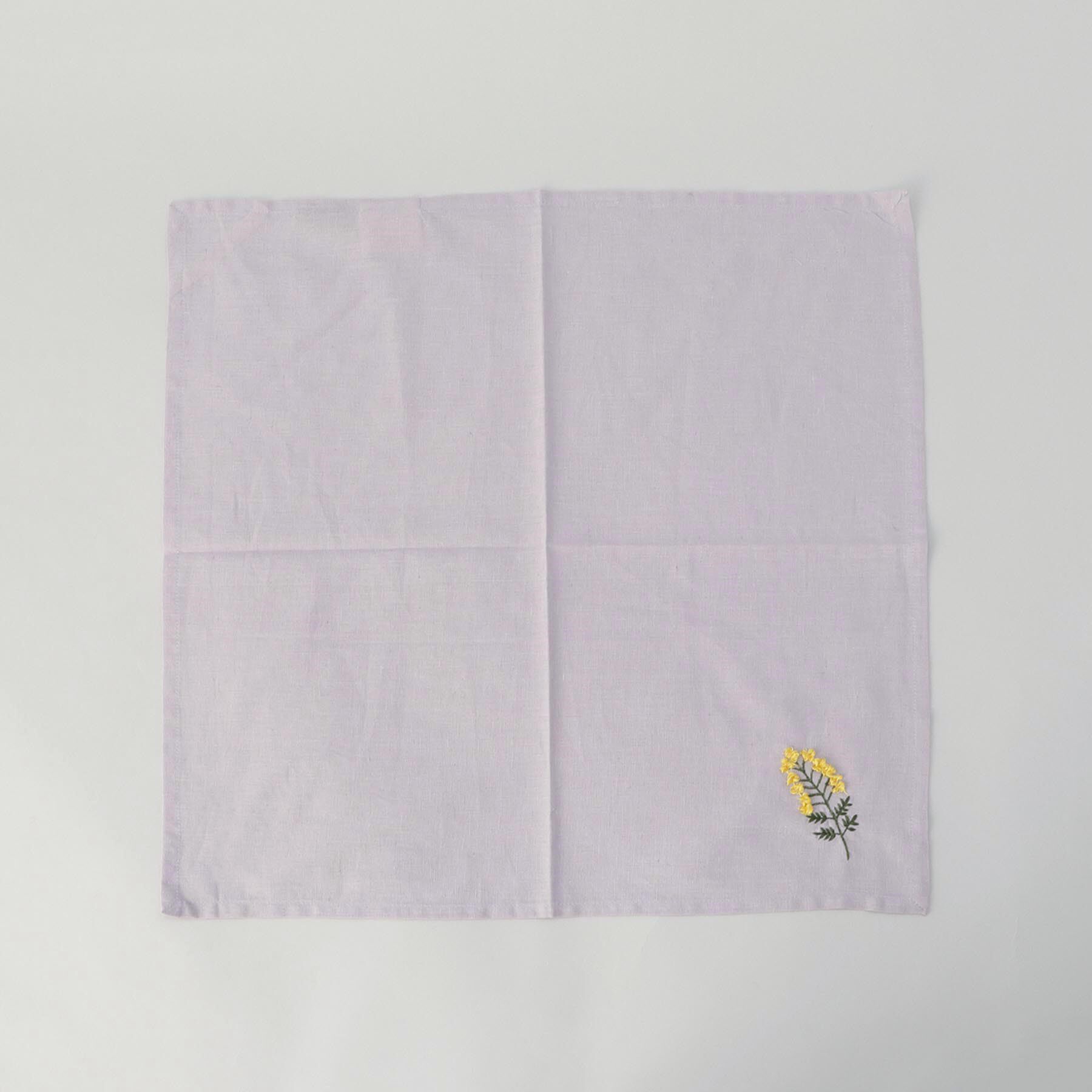 212 KITCHEN STORE「刺繍フラワー ミモザ マルチクロス 50x50cm LPU ＜212Kオリジナル ＞」|食器・キッチングッズ|