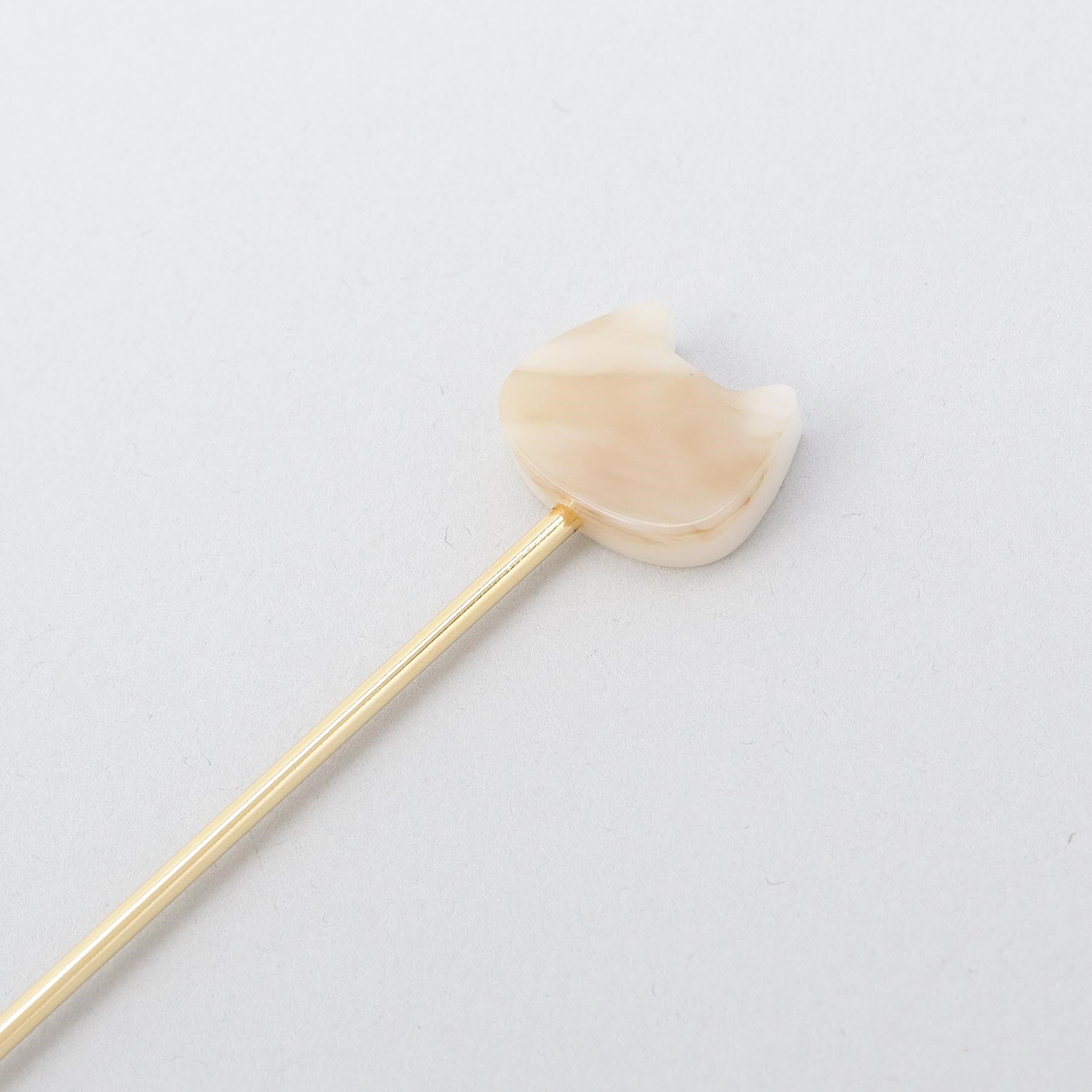 212 KITCHEN STORE「アクリルブロックネコマーブルマドラーシロ」|食器・キッチングッズ|