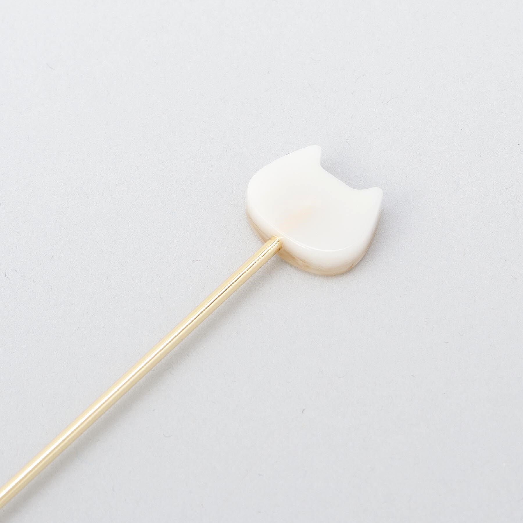 212 KITCHEN STORE「アクリルブロックネコマーブルマドラーシロ」|食器・キッチングッズ|