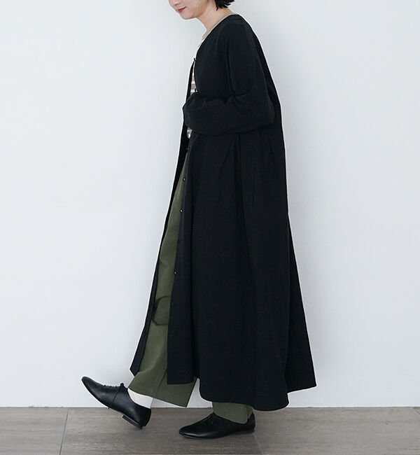 オオカミとフクロウ「フクロウと湖のほとりのシロツメグサ」|ワンピース|