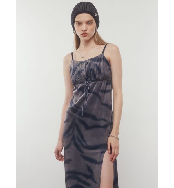 EMODA「ギャザースリットベロアワンピース」|ワンピース|