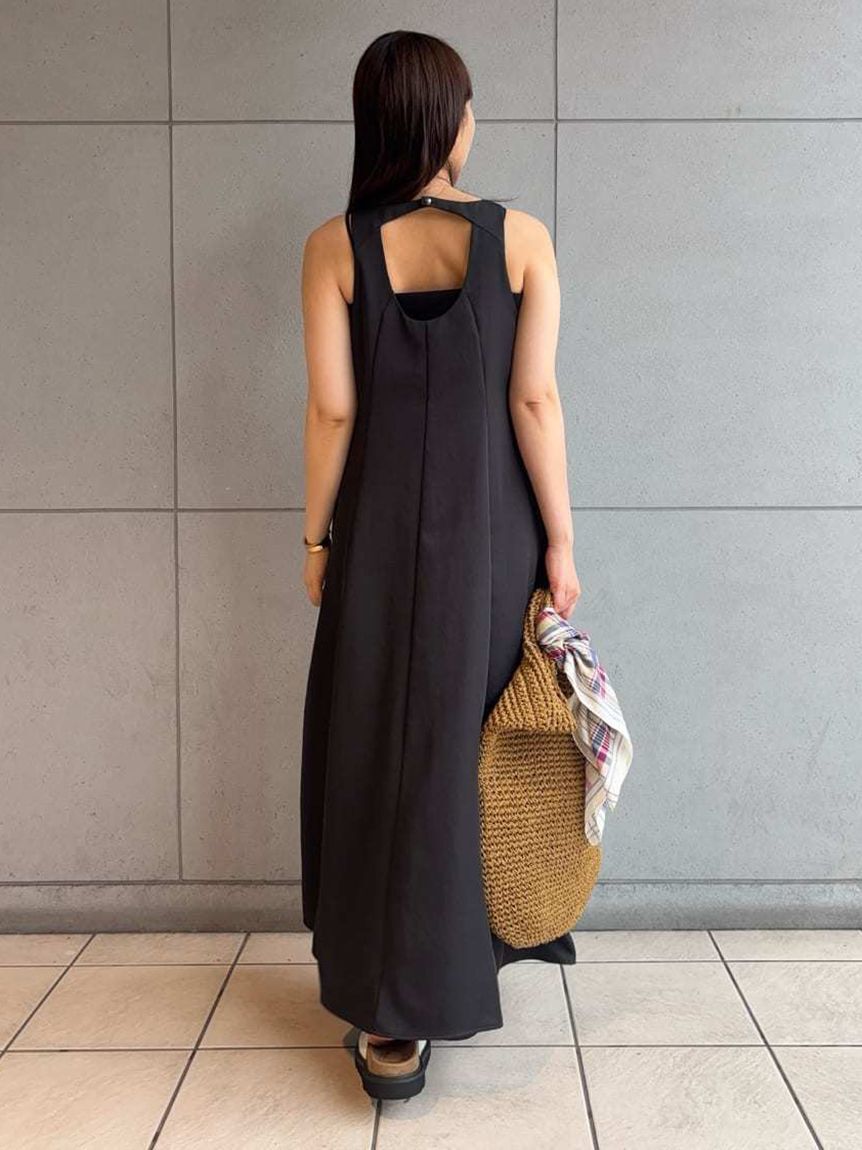 Mila Owen「ドライタッチサテンソリッドワンピース」|ワンピース|