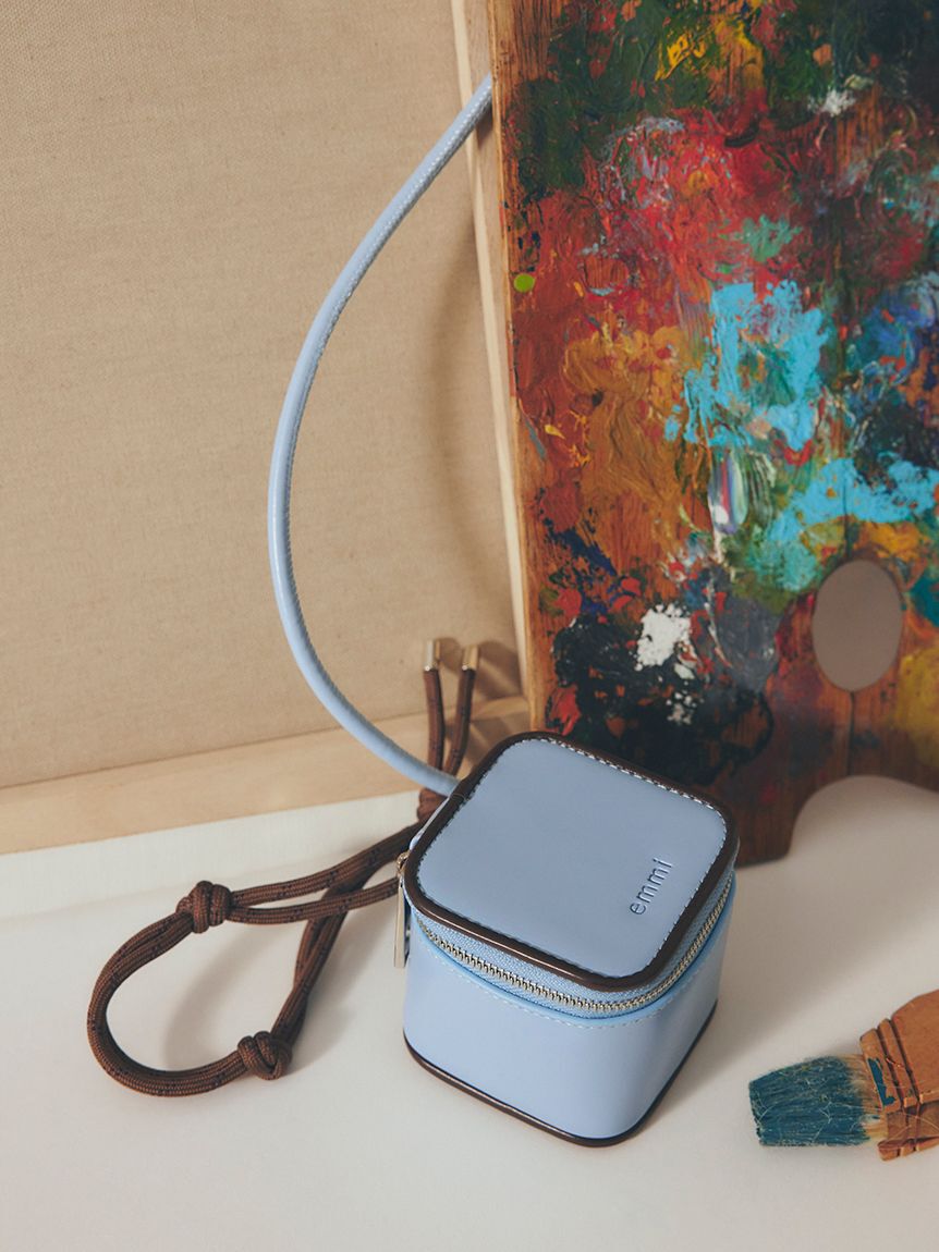 emmi atelier「キューブマルチチャーム」|キーケース|