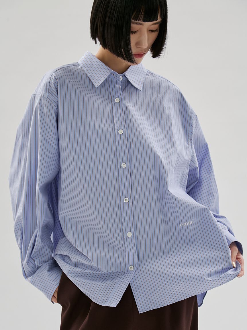emmi atelier「【ONLINE限定カラーあり】ストライプベーシックシャツ」|シャツ・ブラウス|