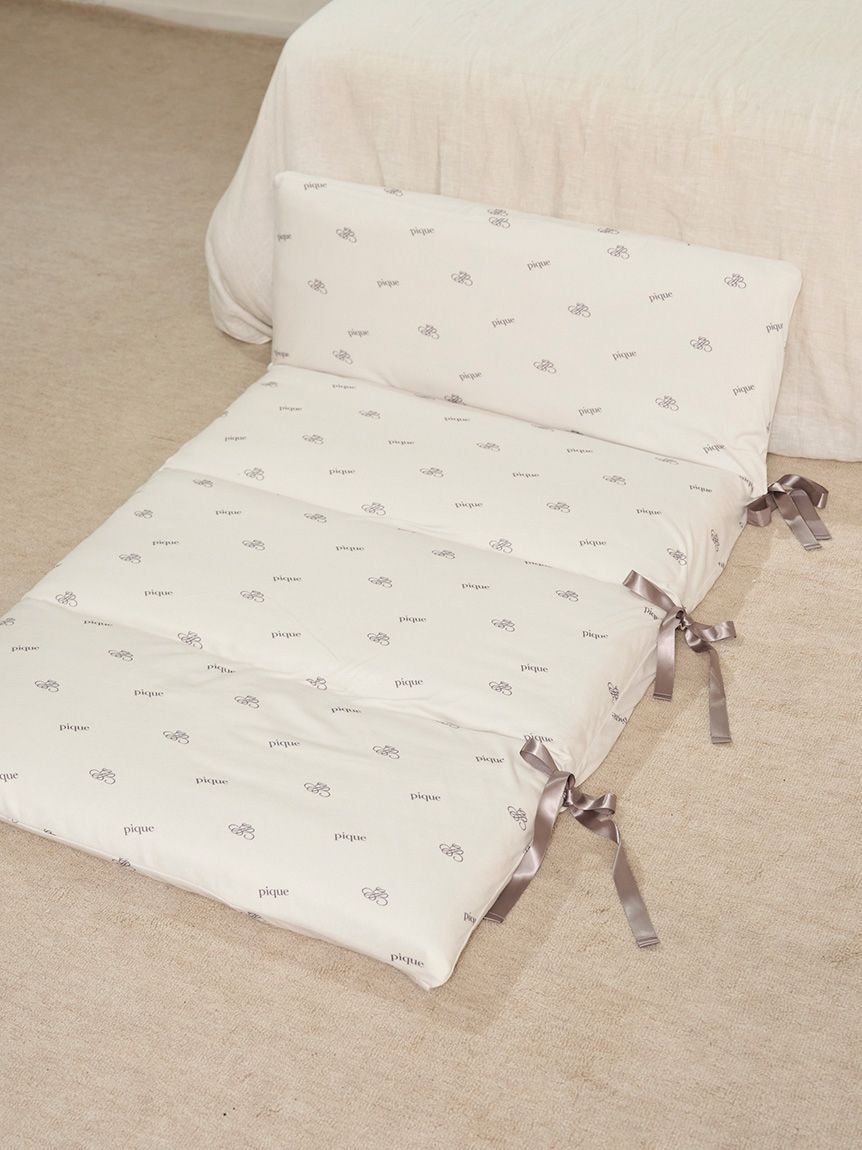 gelato pique Sleep「【ONLINE限定】【Sleep】モノグラム柄 ごろ寝クッション」|クッション・クッションカバー|