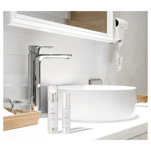  「Natuore Recover NMNブーストエッセンス 本体/さっぱり/無香料 (50ml)」|美容液・オイル・クリーム|