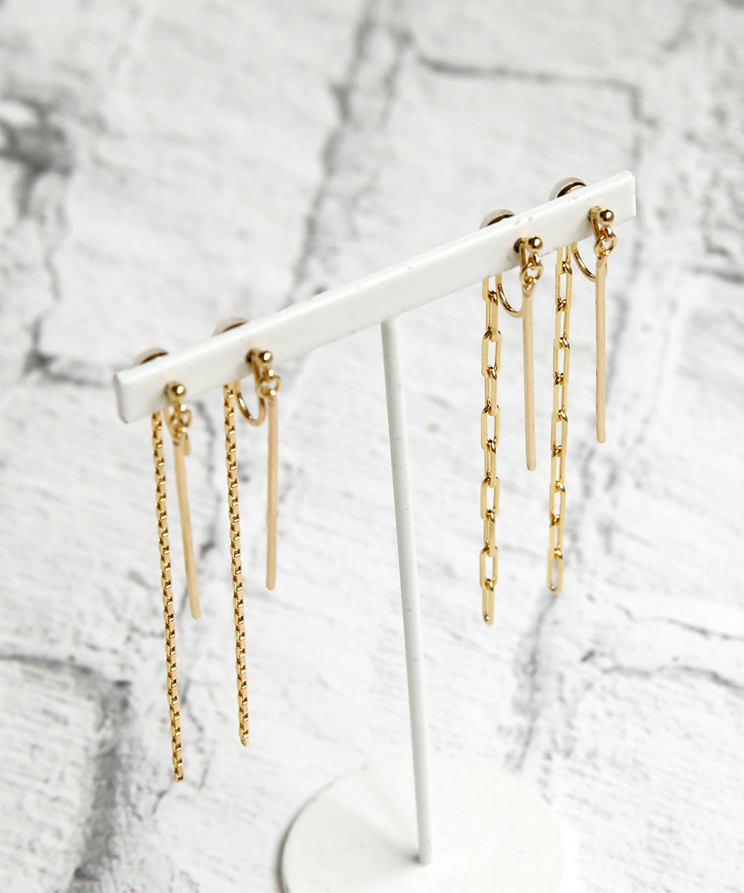 colleca la「ノンホール・バーとロングチェーンのイヤリング」|イヤリング|