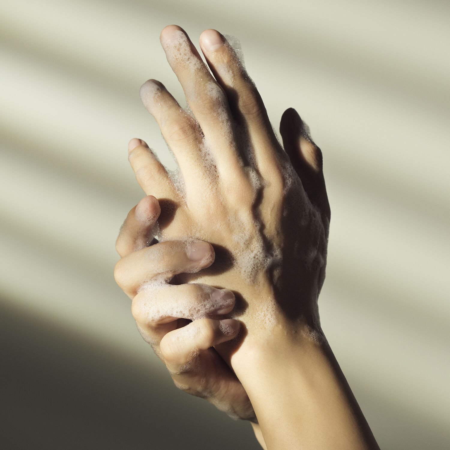 athletia「アロマラッピング ハンドウォッシュ」|ハンドケア|