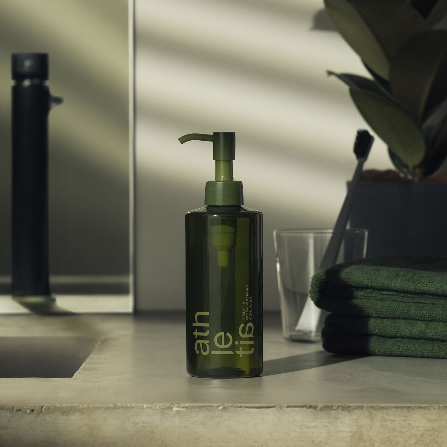 athletia「アロマラッピング ハンドウォッシュ」|ハンドケア|