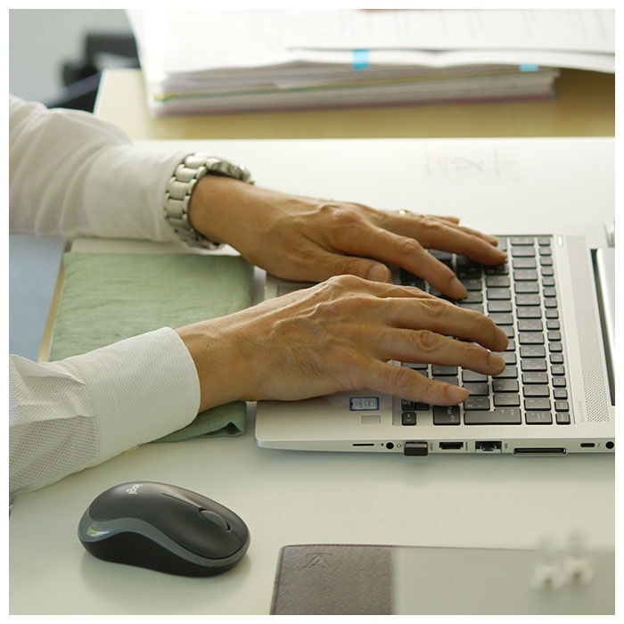 BACKYARD FAMILY「クリッパン アイピロー 通販 電子レンジ 北欧 麦の温冷 ラベンダー ウォッシュドリネン」|アイケア|