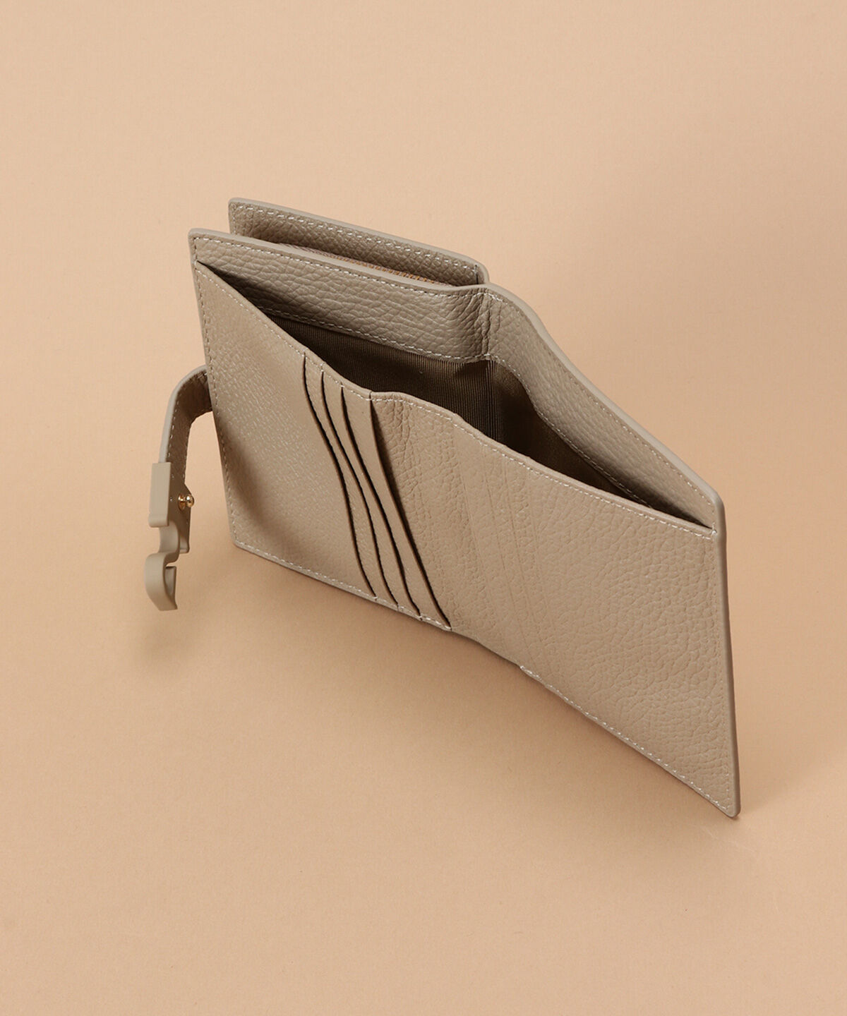 Samantha Thavasa「マットアイコン レザー 折財布」|財布|