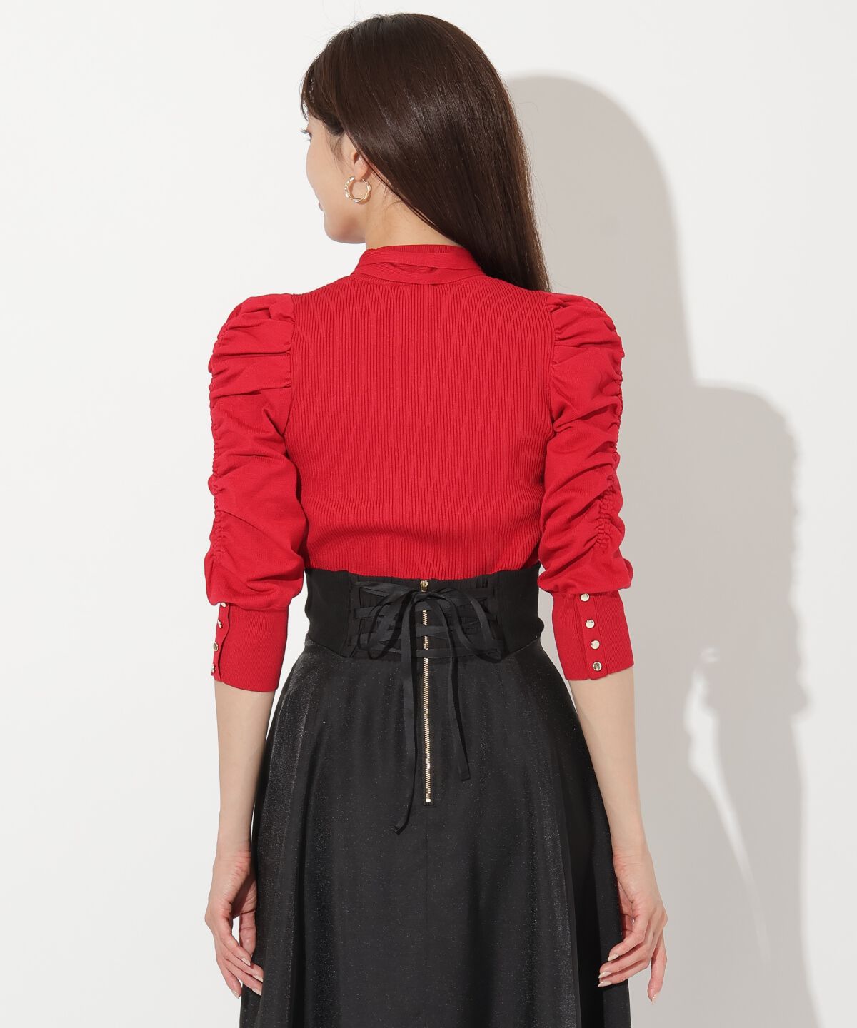 アンドクチュール「袖ギャザーボウタイ付きニットプルオーバー」|ニット・セーター|