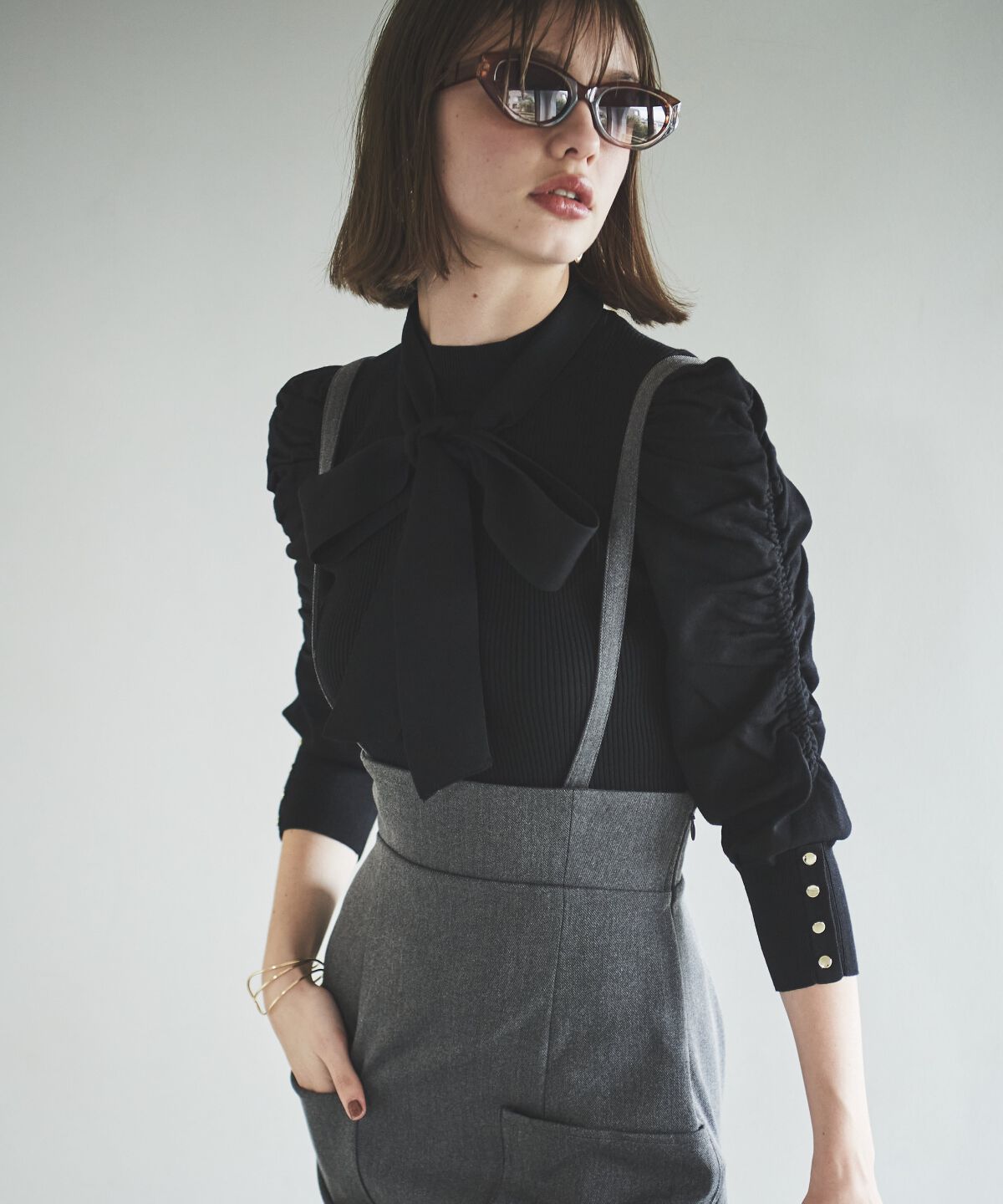 アンドクチュール「袖ギャザーボウタイ付きニットプルオーバー」|ニット・セーター|