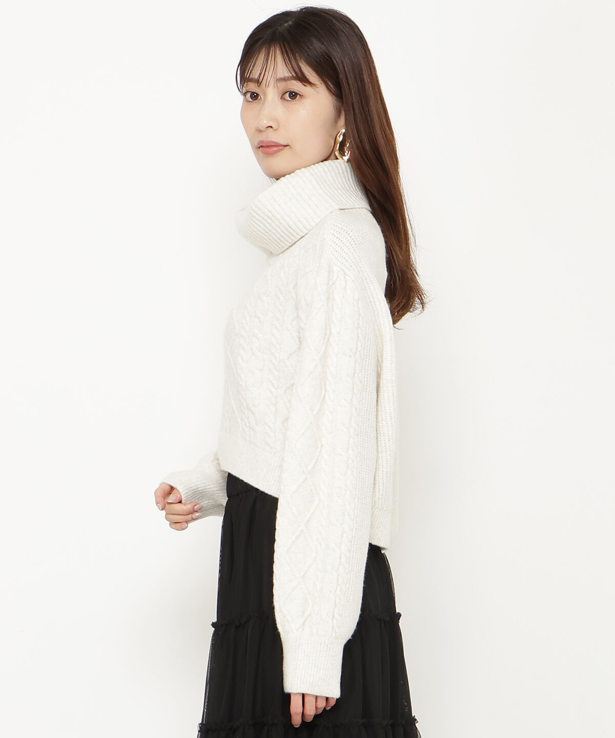 アンドクチュール「ミルドライクケーブルタートルネックプルオーバー」|ニット・セーター|