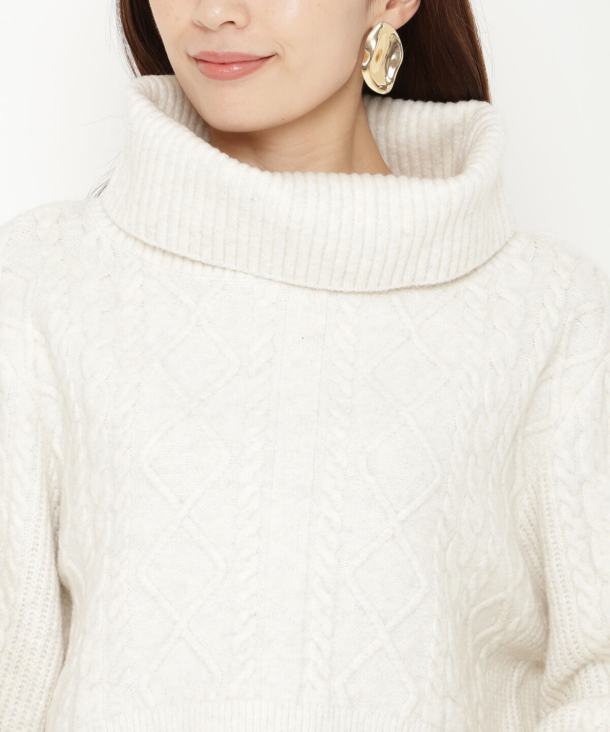 アンドクチュール「ミルドライクケーブルタートルネックプルオーバー」|ニット・セーター|