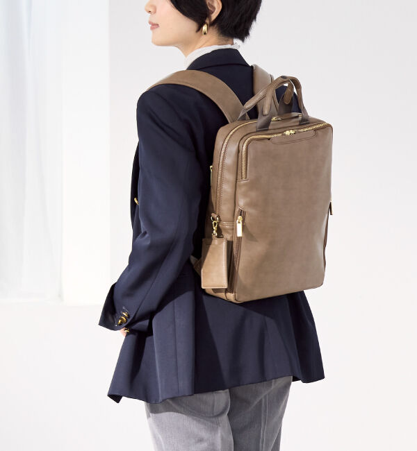 ace.「ace. フィッテムクラス ビジネスリュック  レディースビジネス A4 / 13.3インチPC収納 68691」|リュック|ブラウン