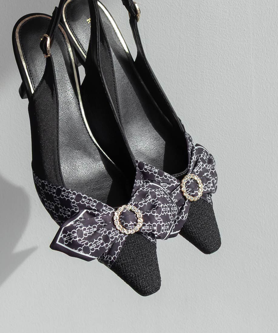  「モノグラムスカーフバックストラップパンプス」|パンプス|