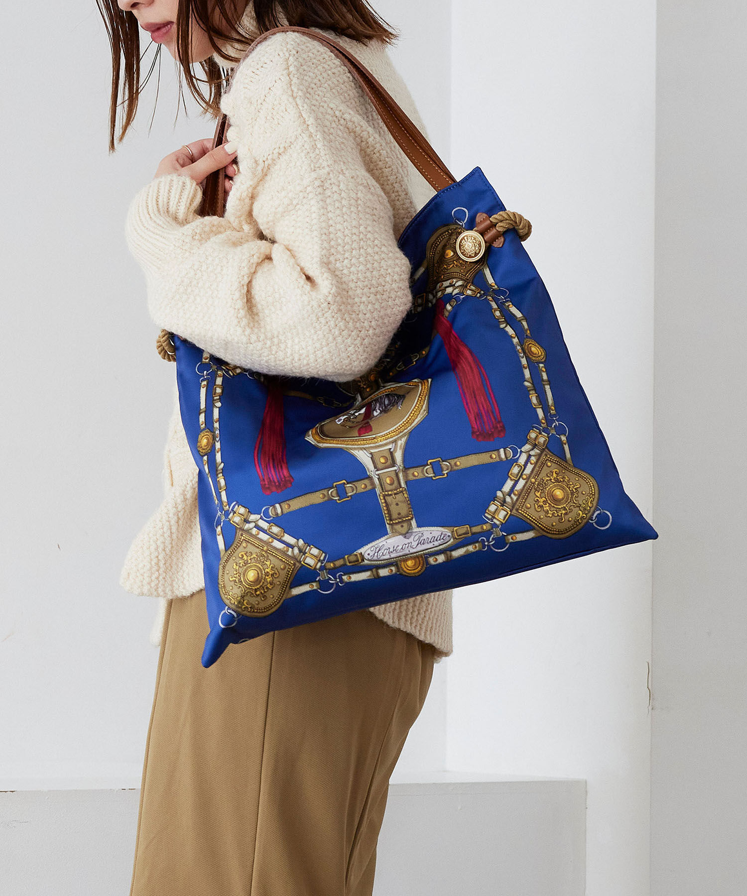 TOPKAPI TREASURE「【TREASURE TOPKAPI】マイルドサテン スカーフ柄 トートバッグ 2023」|トートバッグ|