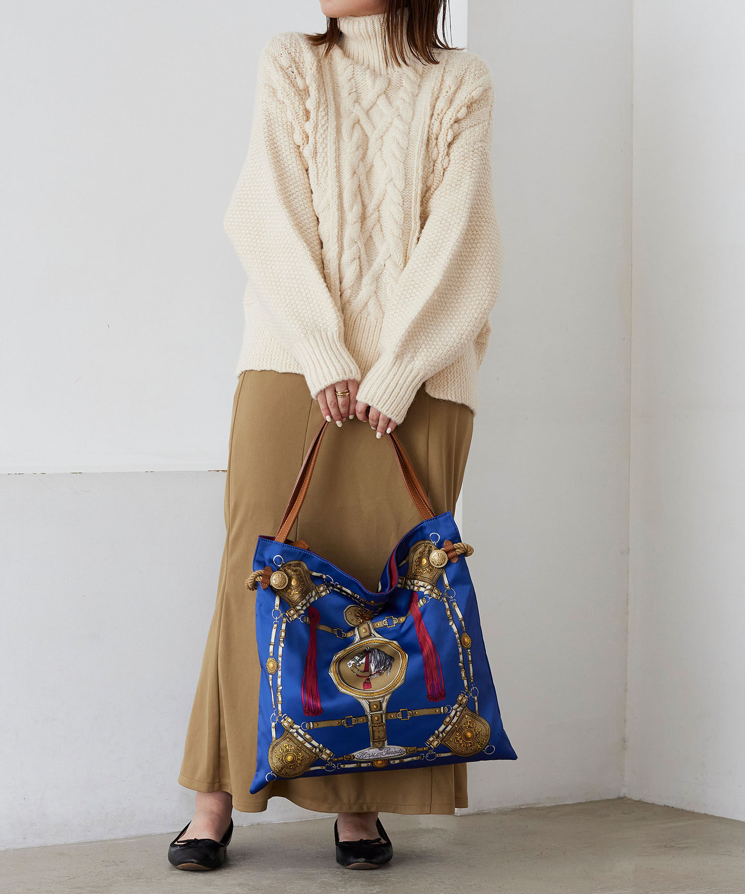 TOPKAPI TREASURE「【TREASURE TOPKAPI】マイルドサテン スカーフ柄 トートバッグ 2023」|トートバッグ|