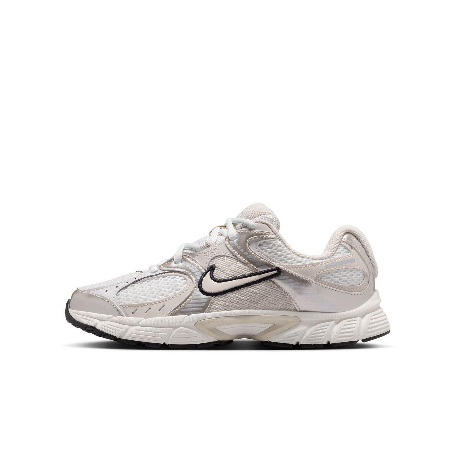 NIKE「【NIKE】225-25(H)V5 RNR (GS)」|スニーカー|ホワイト