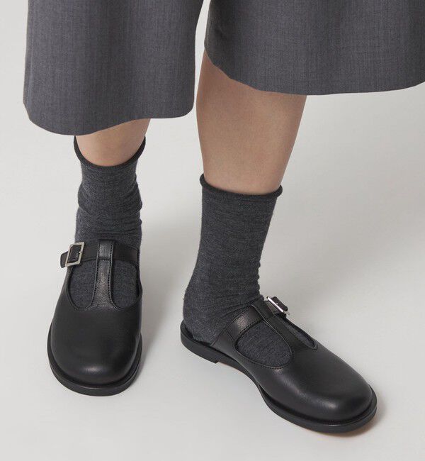 ODETTE E ODILE「オブリークTストラップミュール フラット15&uarr;」|スリッポン|