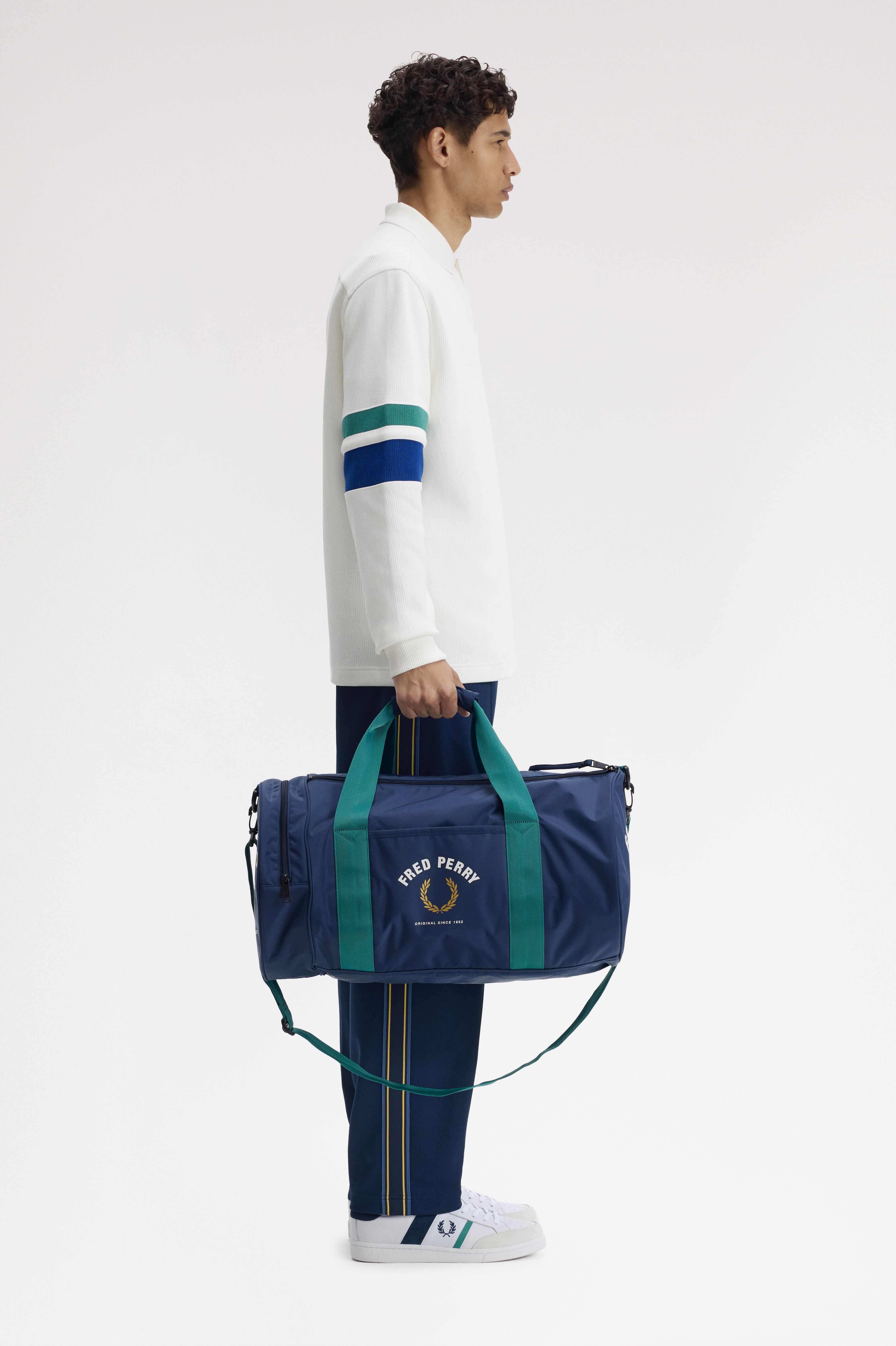 FRED PERRY 「Sports Nylon Large Barrel Bag」|ボストンバッグ|