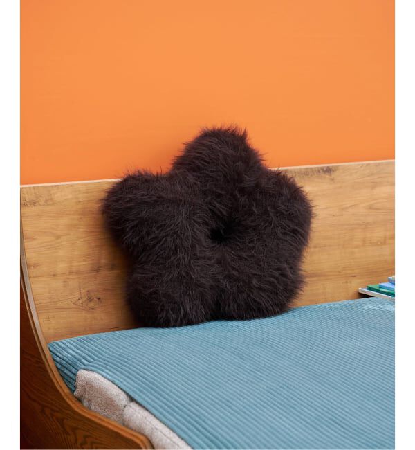 journal standard Furniture「SHAGGY FLOWER CUSHION L　クッション中材込み」|クッション・クッションカバー|ブラウン