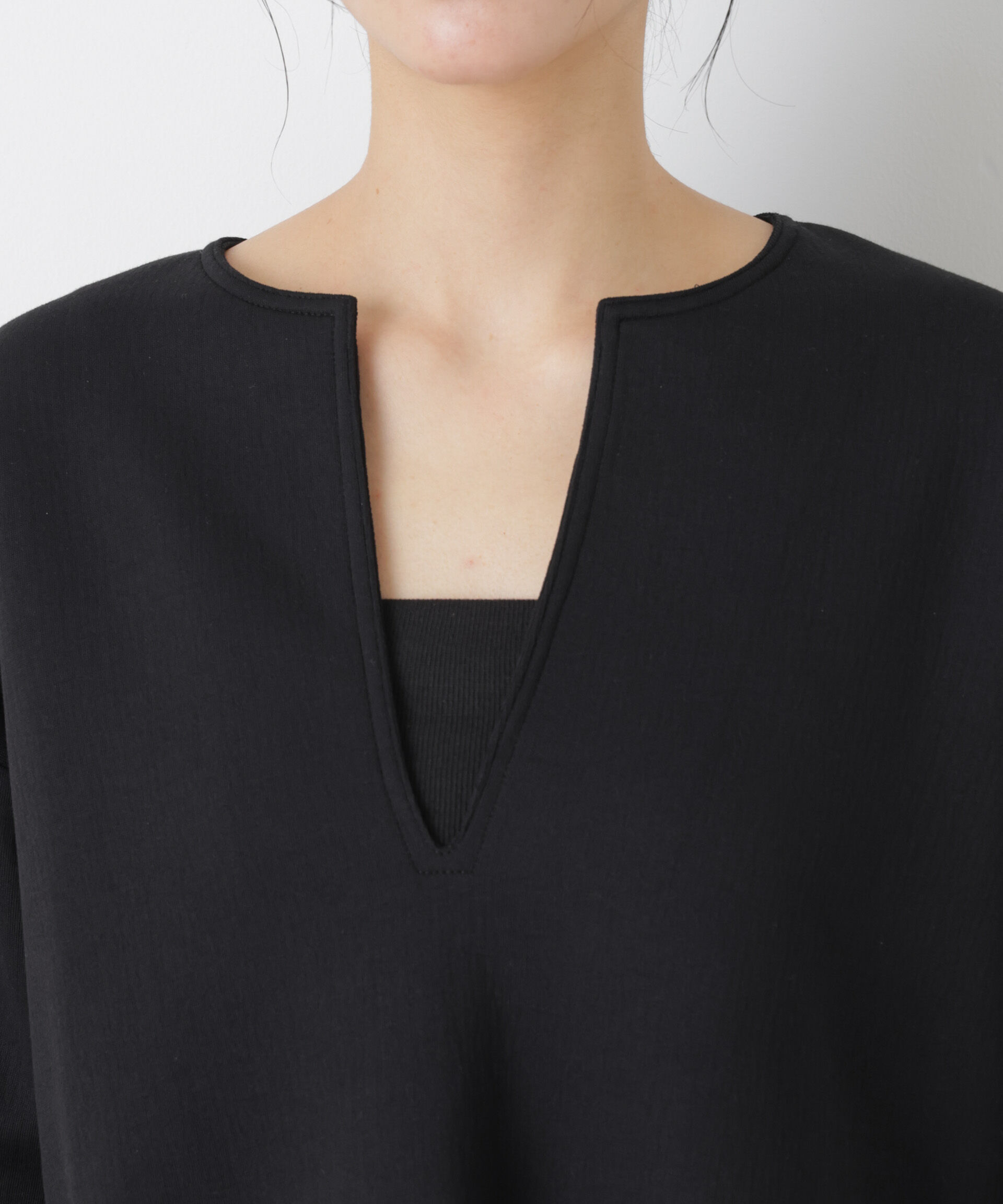 nano･universe「ダンボールカットキーネックスリットトップス」|Tシャツ・カットソー|