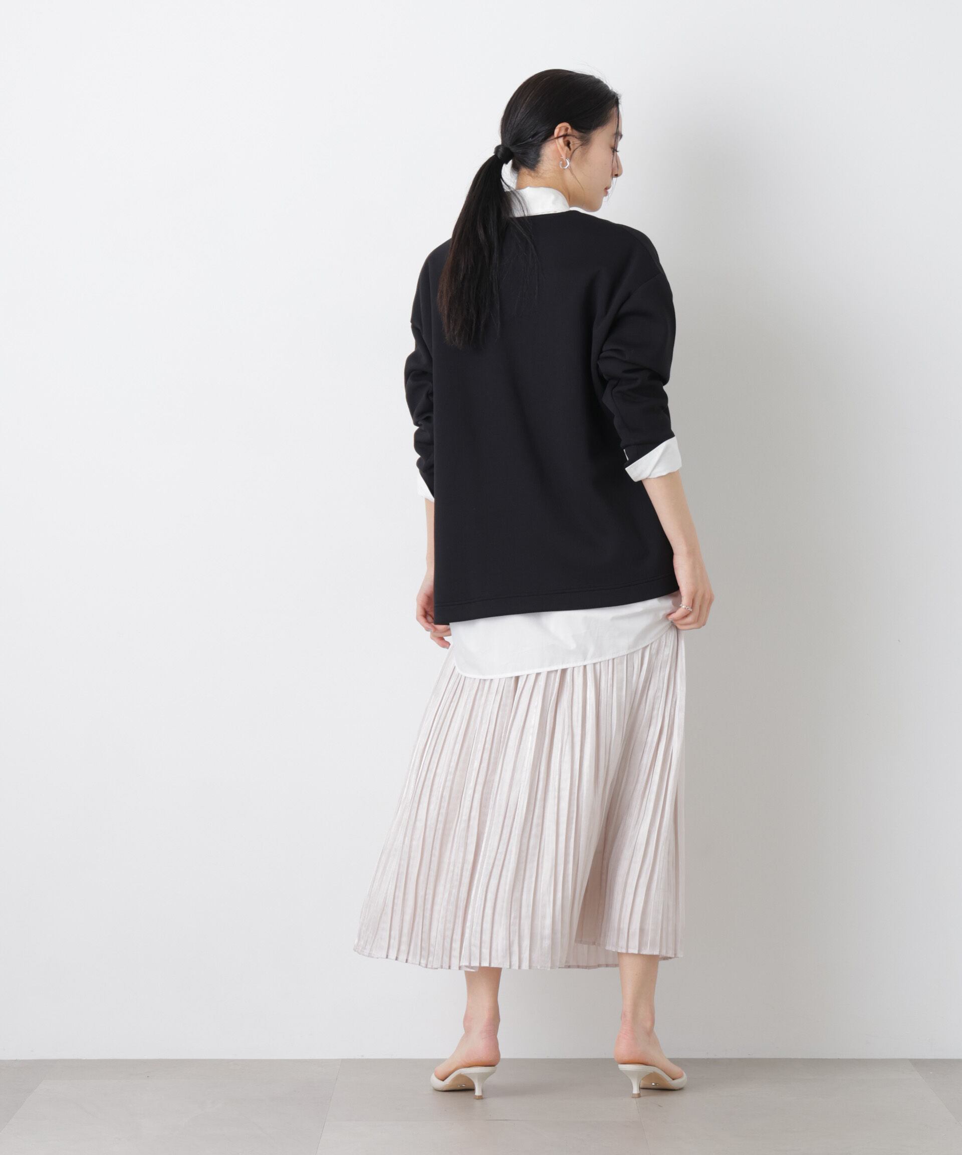nano･universe「シャイニーサテンプリーツスカート」|スカート|