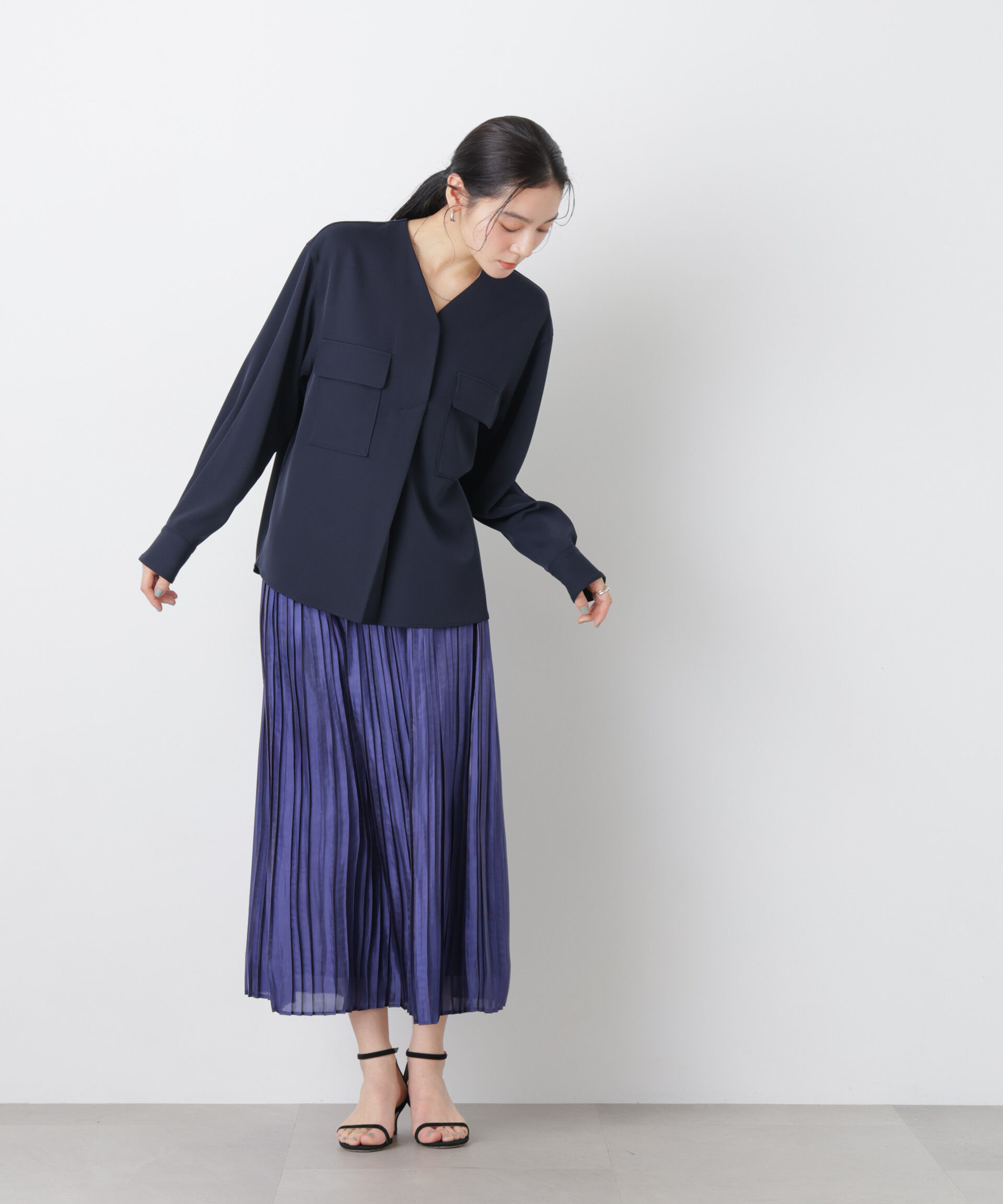 nano･universe「シャイニーサテンプリーツスカート」|スカート|