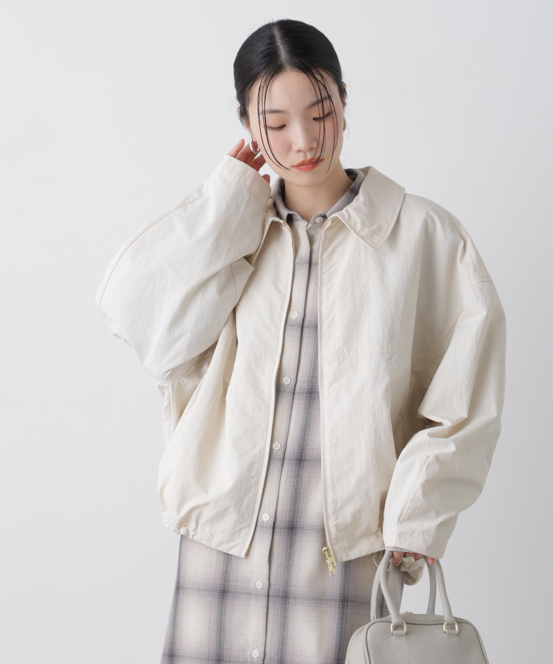 nano･universe「撥水＆花粉ガード コクーンシルエットジップブルゾン」|ブルゾン・スタジャン|