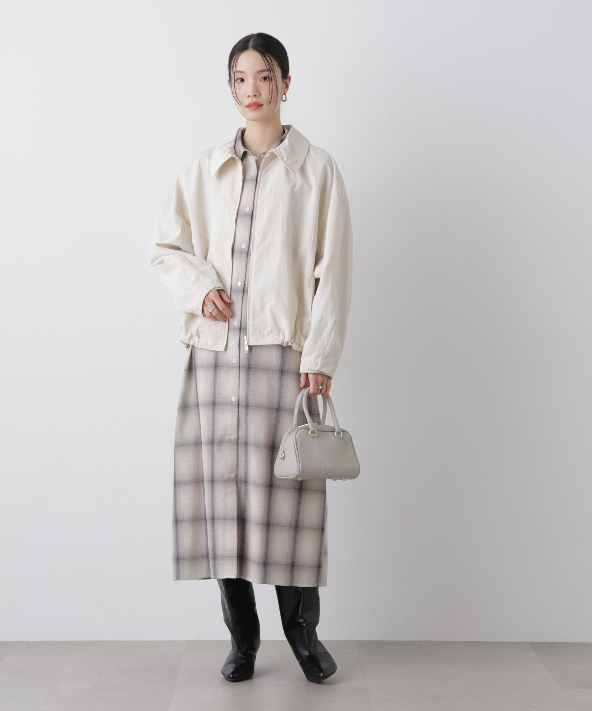 nano･universe「撥水＆花粉ガード コクーンシルエットジップブルゾン」|ブルゾン・スタジャン|