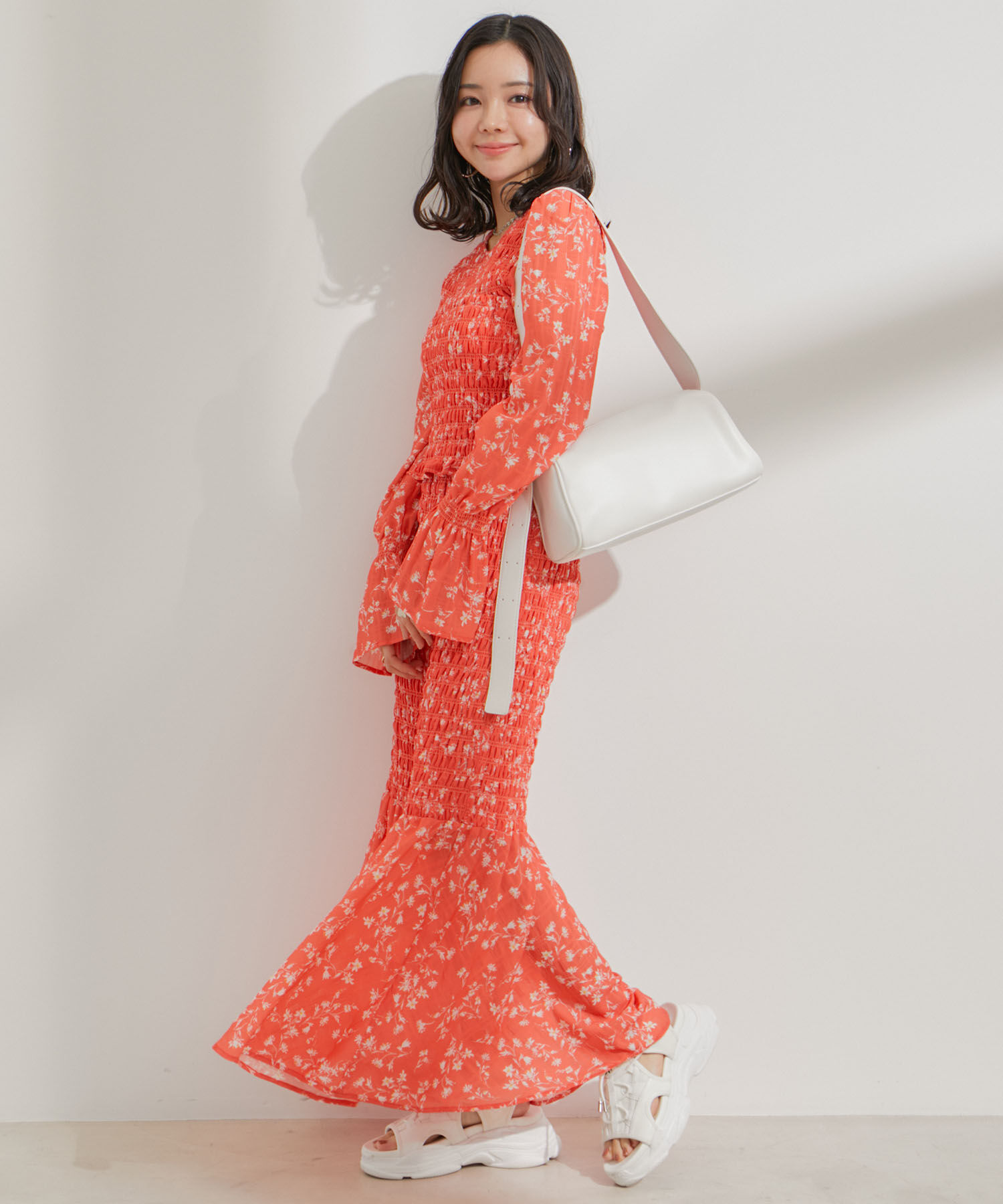 VIS「【セットアップ対応】花柄シャーリングロングスカート」|スカート|