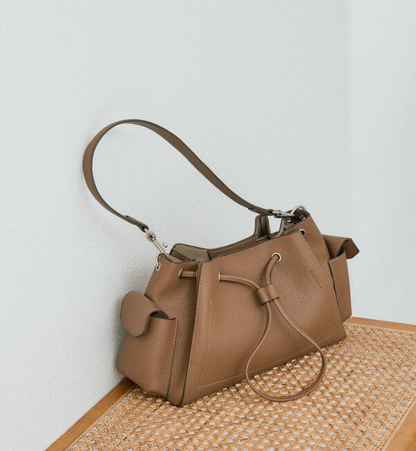  「予約【収納力抜群】2WAYサイドポケット巾着ショルダー」|ショルダー・メッセンジャー|ブラウン