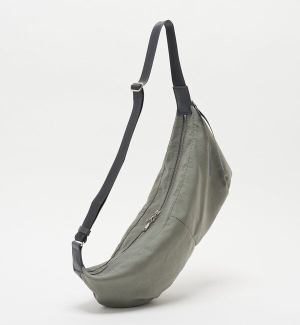  「ナイロンバナナボディバッグ」|ショルダー・メッセンジャー|