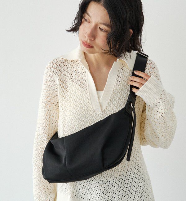  「ナイロンバナナボディバッグ」|ショルダー・メッセンジャー|