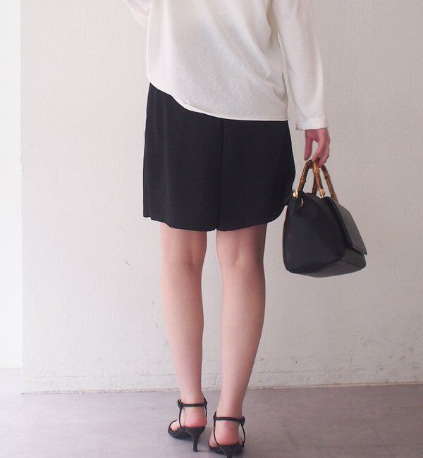  「サテンショートパンツ」|チノ|