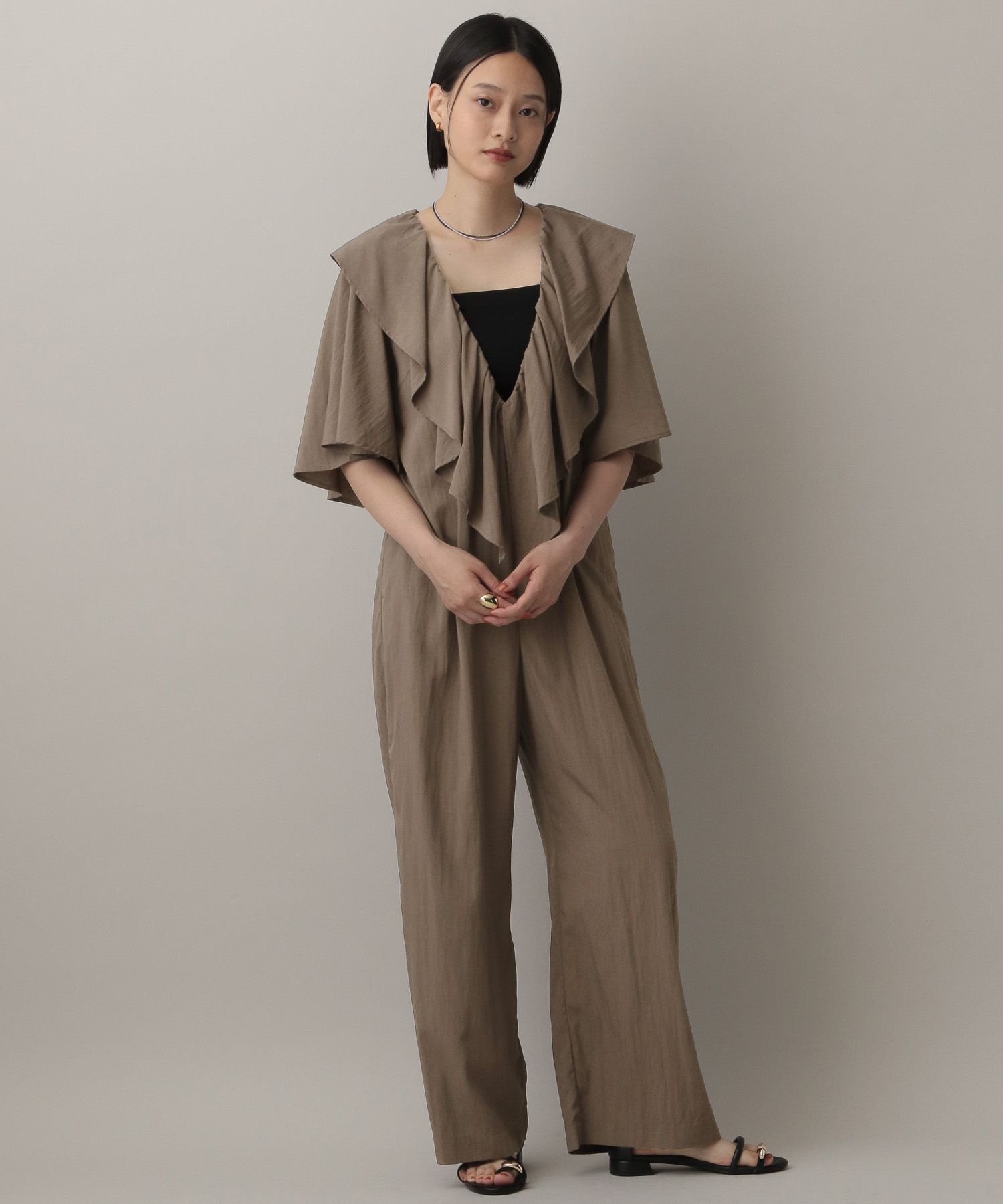 A part by 「フリルVオールインワン」|オールインワン|ブラウン