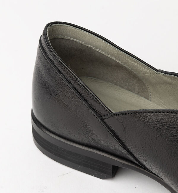 alfredoBANNISTER「【26S/S】Vカット レザー スリッポン シューズ【予約】」|スニーカー|