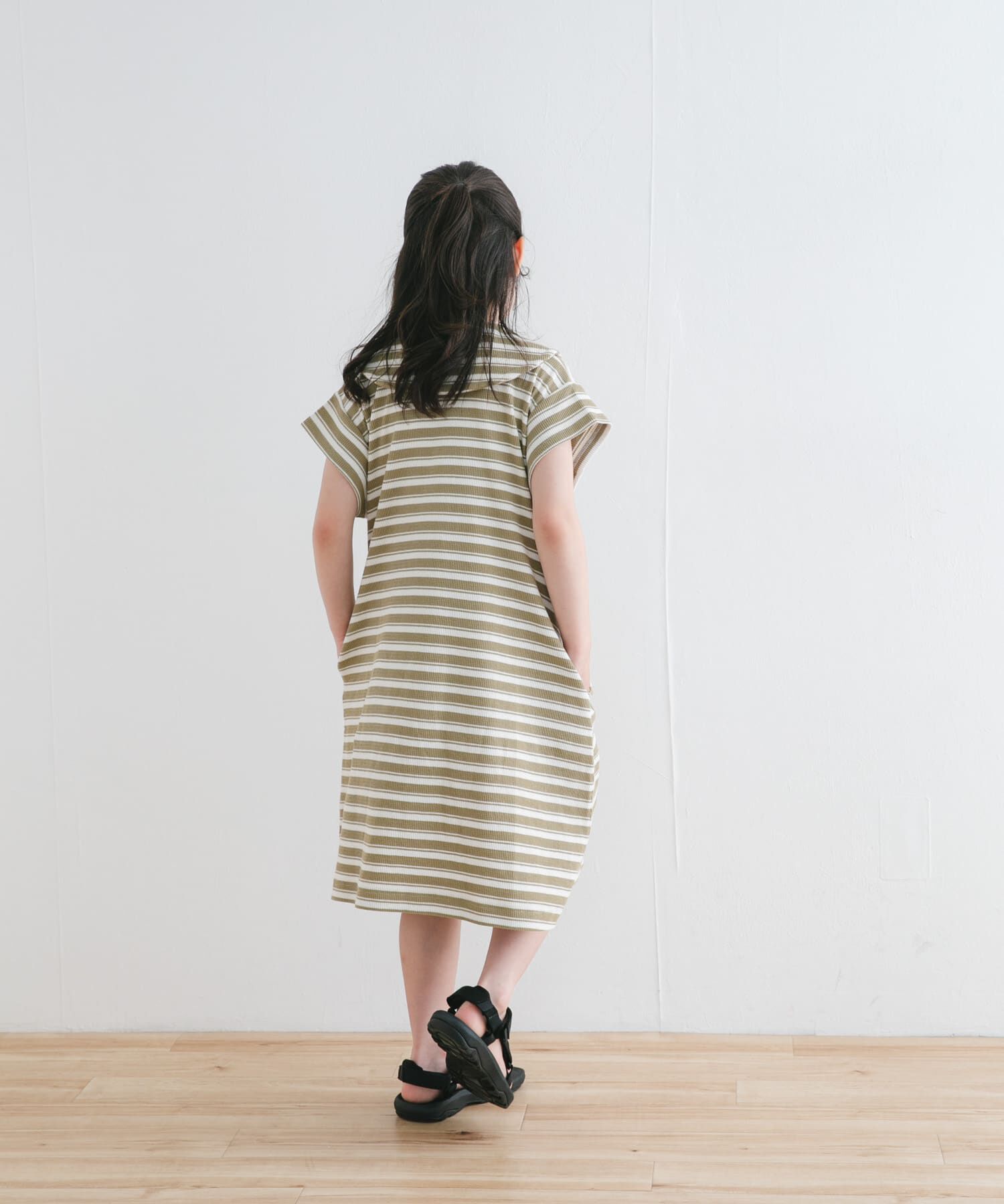 URBAN RESEARCH DOORS「『WEB/一部店舗限定サイズ』セーラーカラーカットワンピース(KIDS)」|ワンピース|