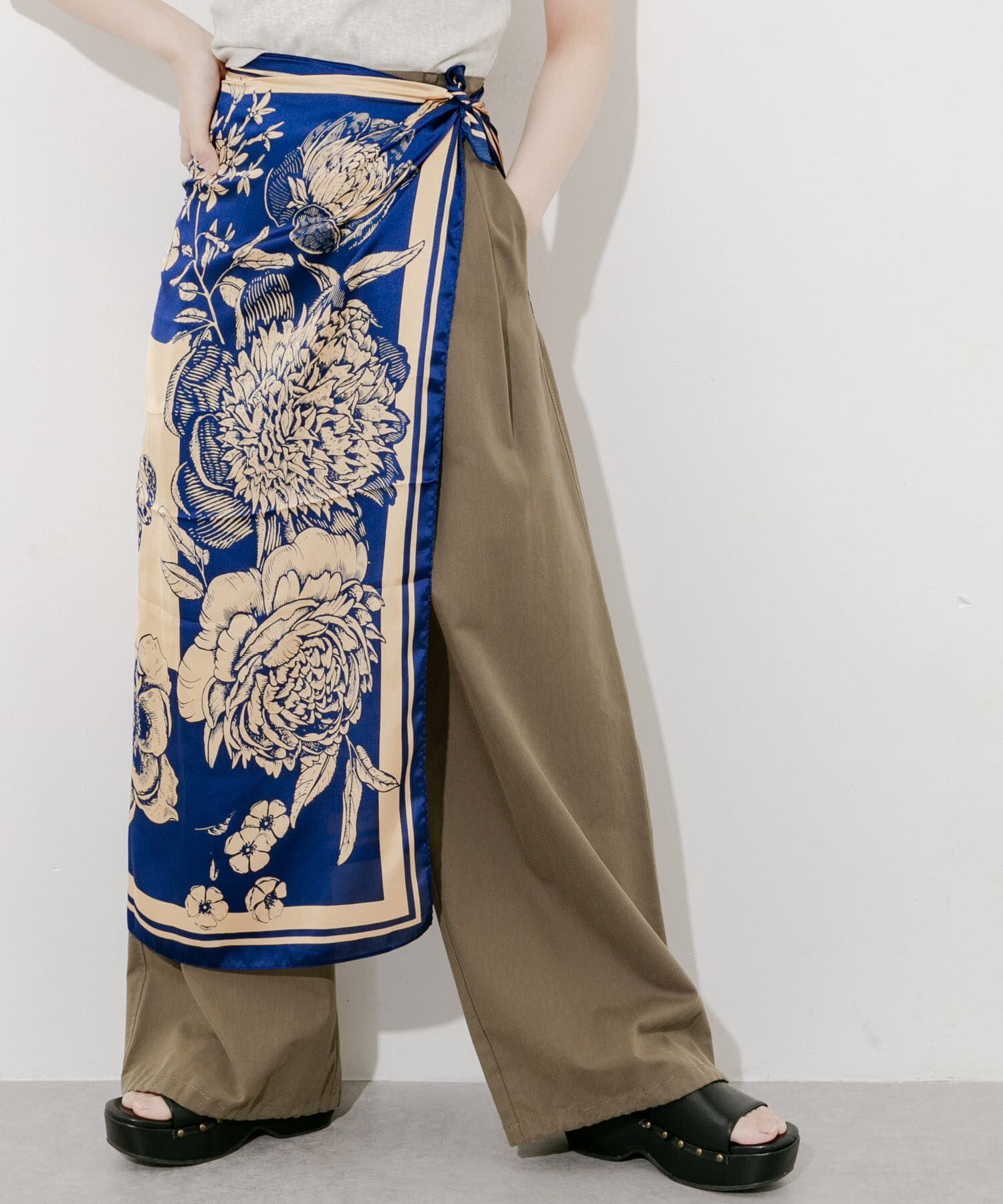 SMELLY「アソートビッグスカーフ」|バンダナ・スカーフ|ネイビー