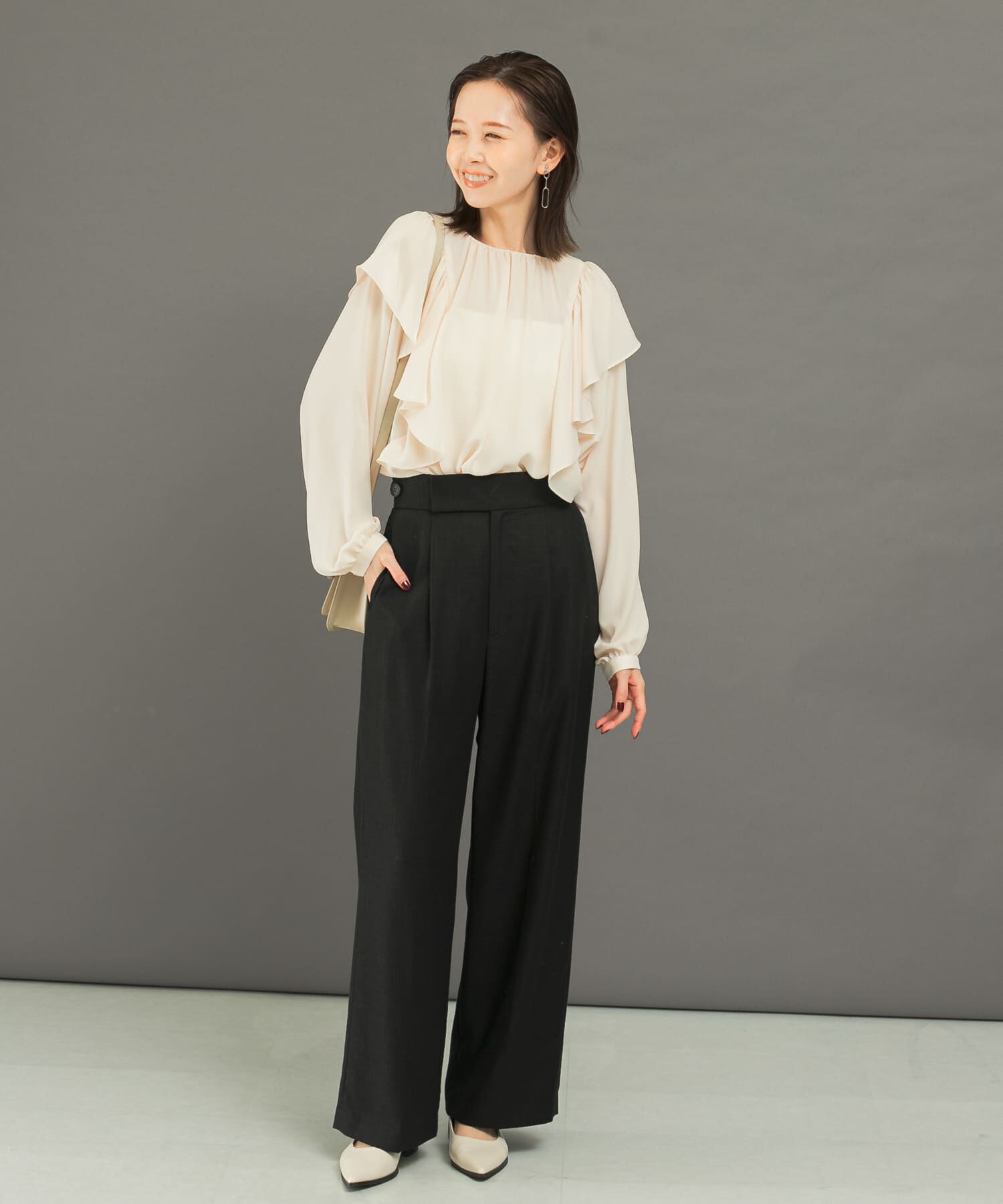 URBAN RESEARCH ROSSO「フリルラッフルブラウス」|シャツ・ブラウス|